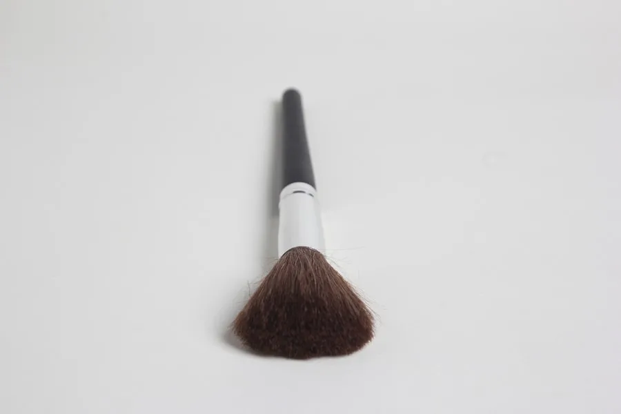 Grout brush